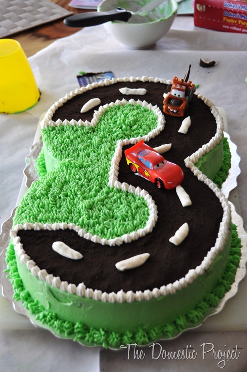 Tutorial for Decorating a Cars Birthday Cake